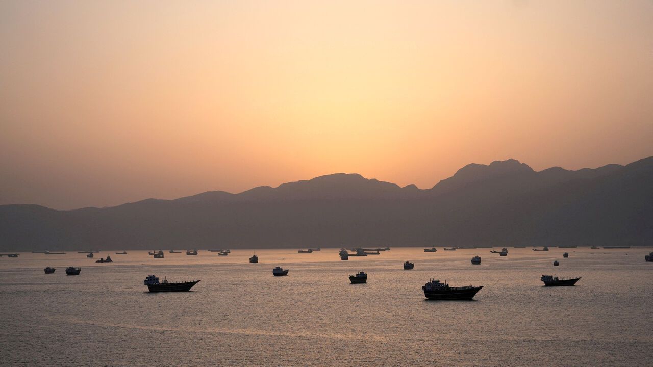 Ships and boats in the Strait of Hormuz, Musandam