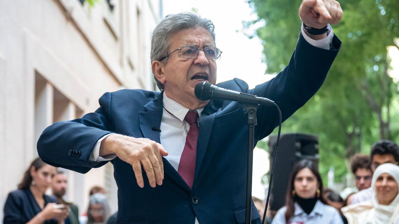 Jean-Luc Mélenchon rabble rousing