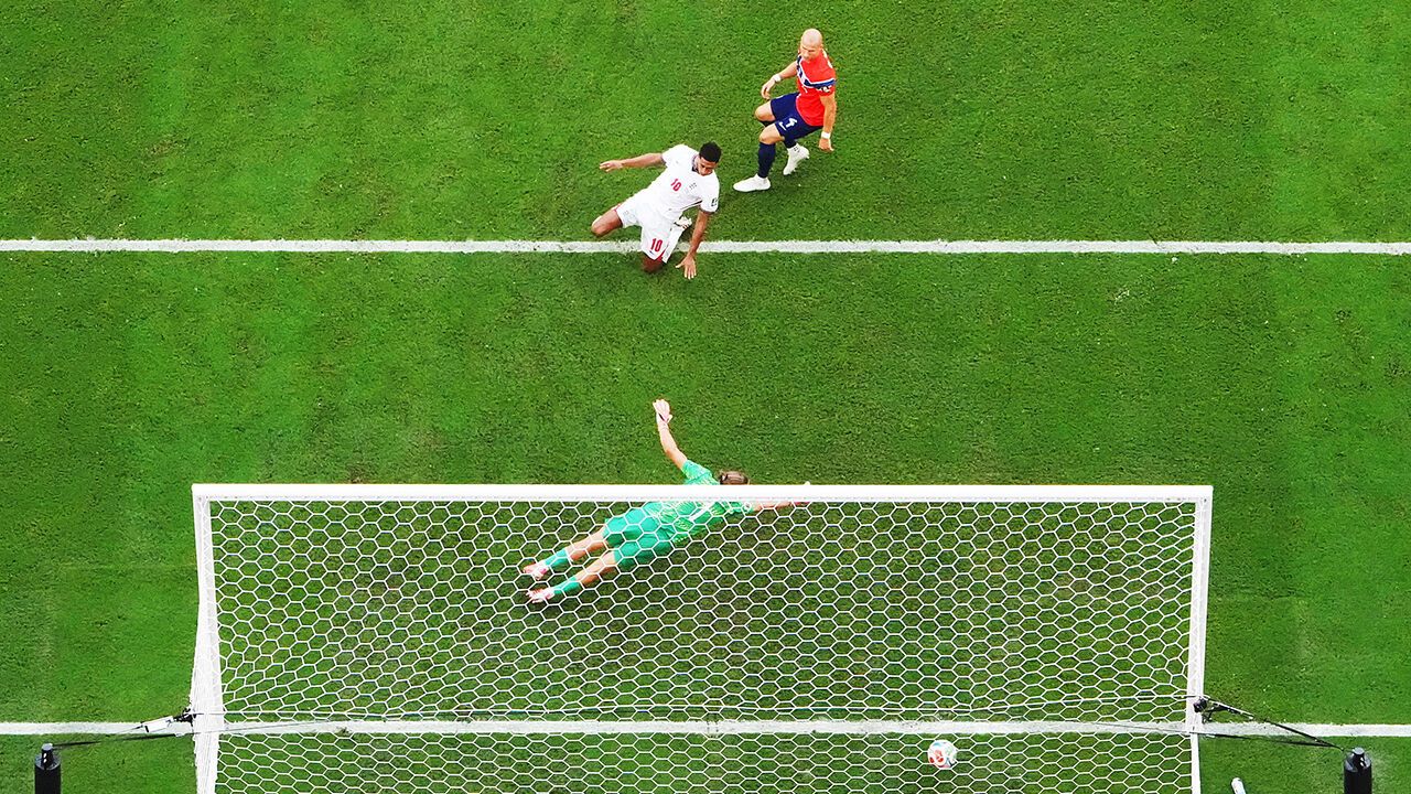 Jude Bellingham celebrates scoring England's second goal in the World Cup quarter finals on July 11th 2026