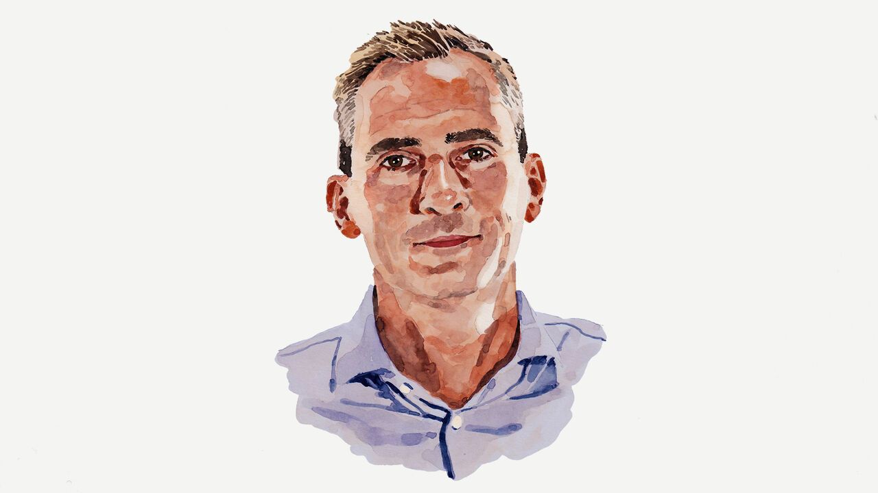 A portrait of Lorin Parys