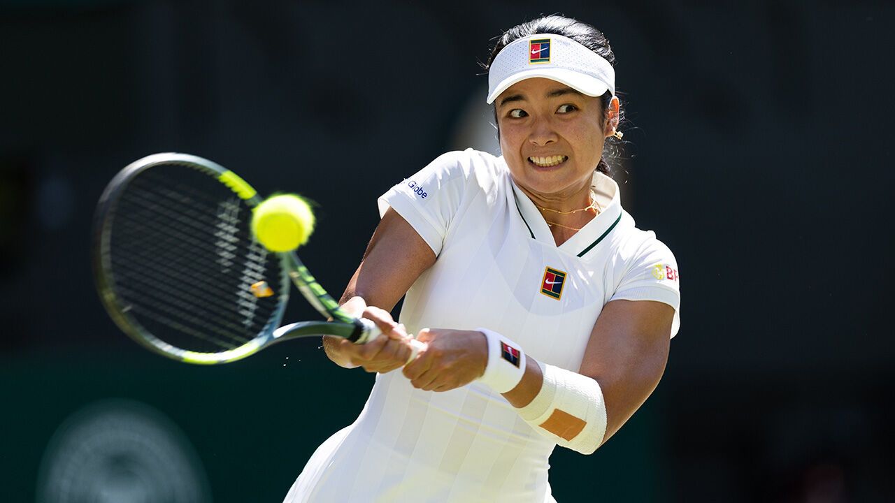 Alexandra Eala playing tennis at Wimbledon