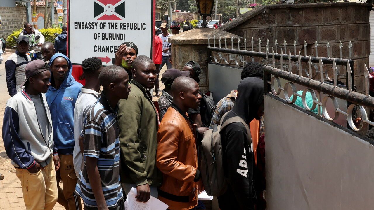 Burundians try to leave Kenya ahead of crackdown on traders
