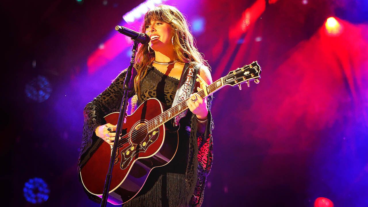 Ella Langley performing on stage.
